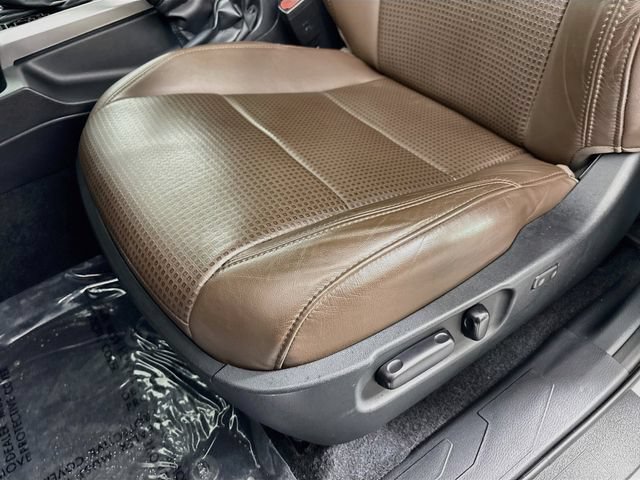 Used 2020 Toyota Tacoma Limited AWD/4WD image 19
