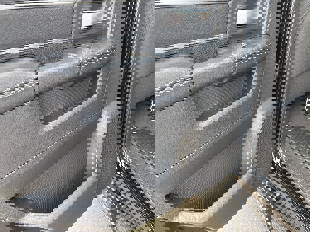 New 2025 RAM 3500 Big Horn image 13