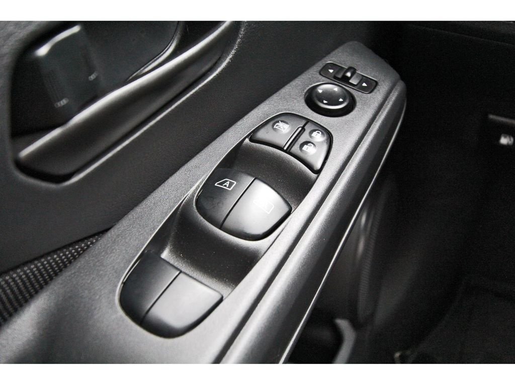 Certified 2025 Nissan Kicks Play S FWD image 20