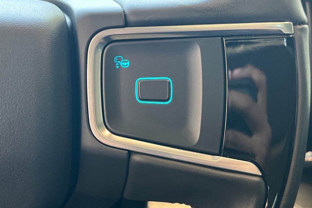 Used 2025 Ford Expedition Platinum image 31