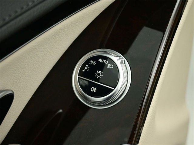 Used 2022 Mercedes-Benz S 580 4MATIC Sedan w/ Rear Seat Package image 22