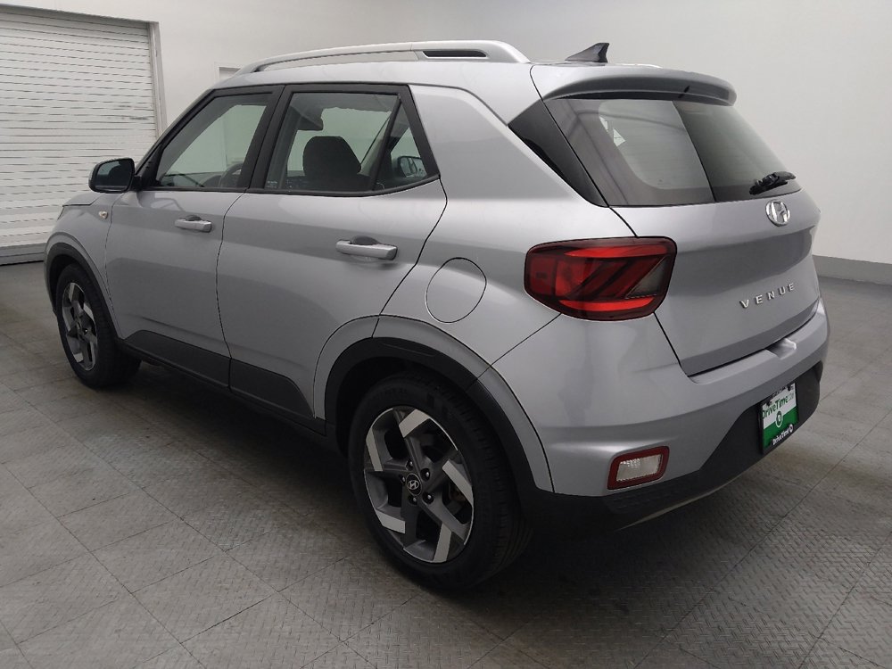 Used 2021 Hyundai Venue SEL w/ Cargo Package image 5