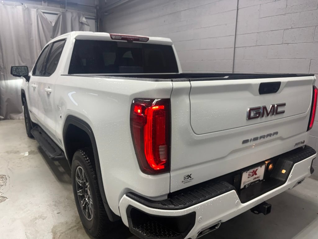 Used 2024 GMC Sierra 1500 AT4 w/ Technology Package AWD/4WD image 27