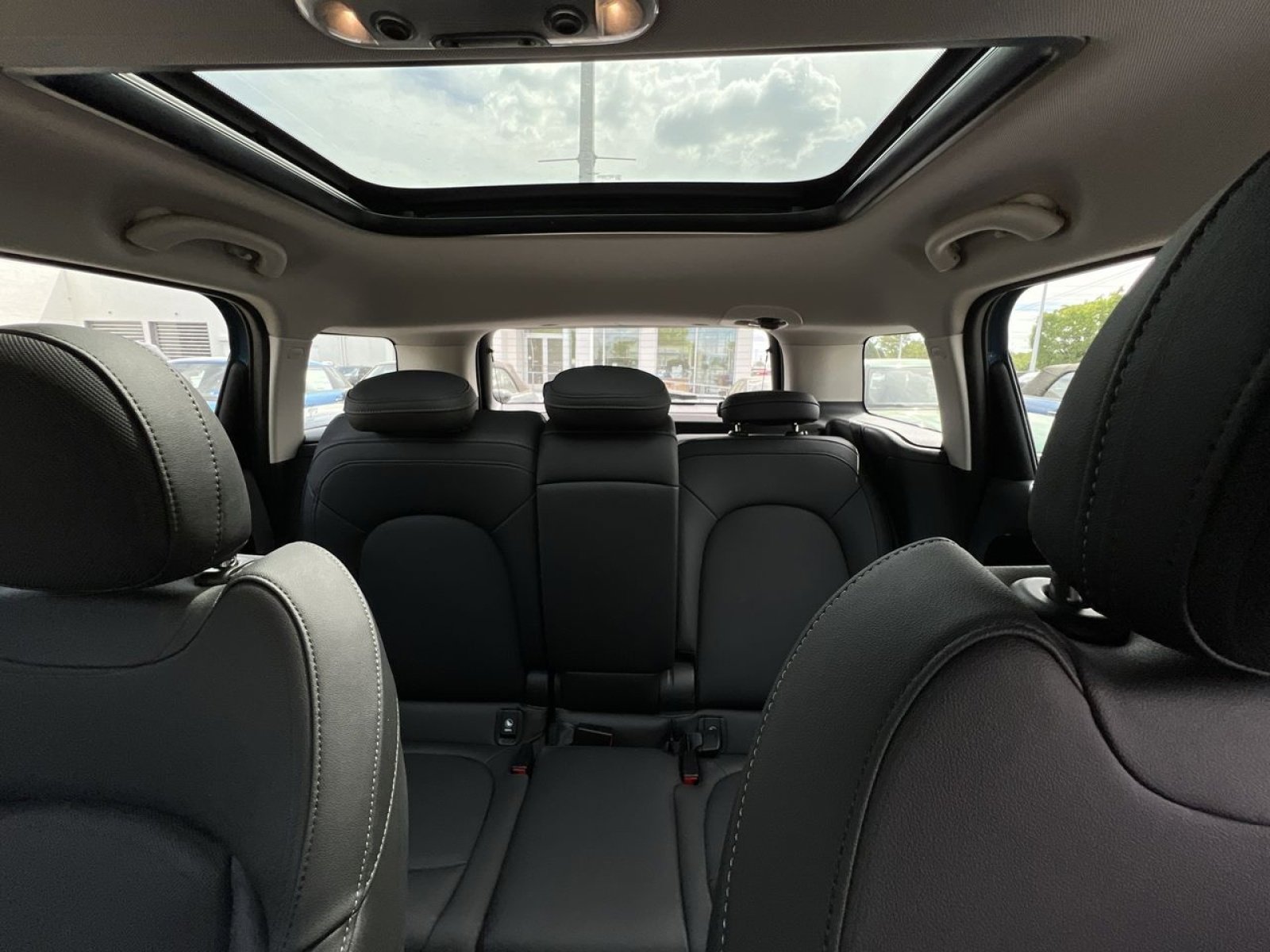 Used 2024 MINI Cooper Countryman S FWD image 4