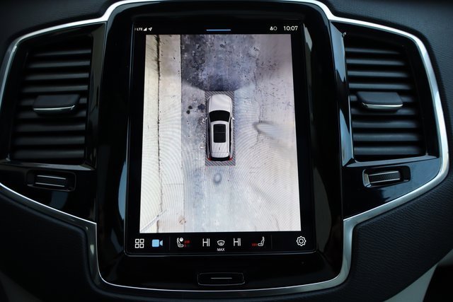 Used 2025 Volvo XC90 B6 Plus w/ Protection Package Premier image 24