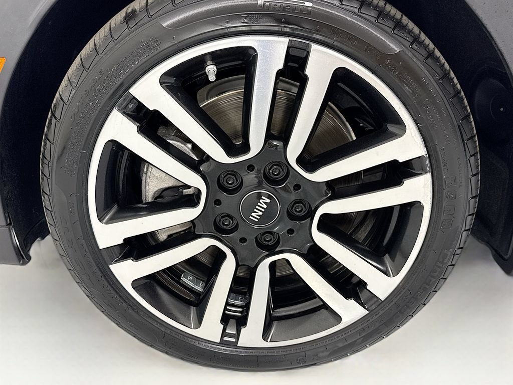 Used 2023 MINI Cooper S w/ Signature Upholstery Package FWD image 36
