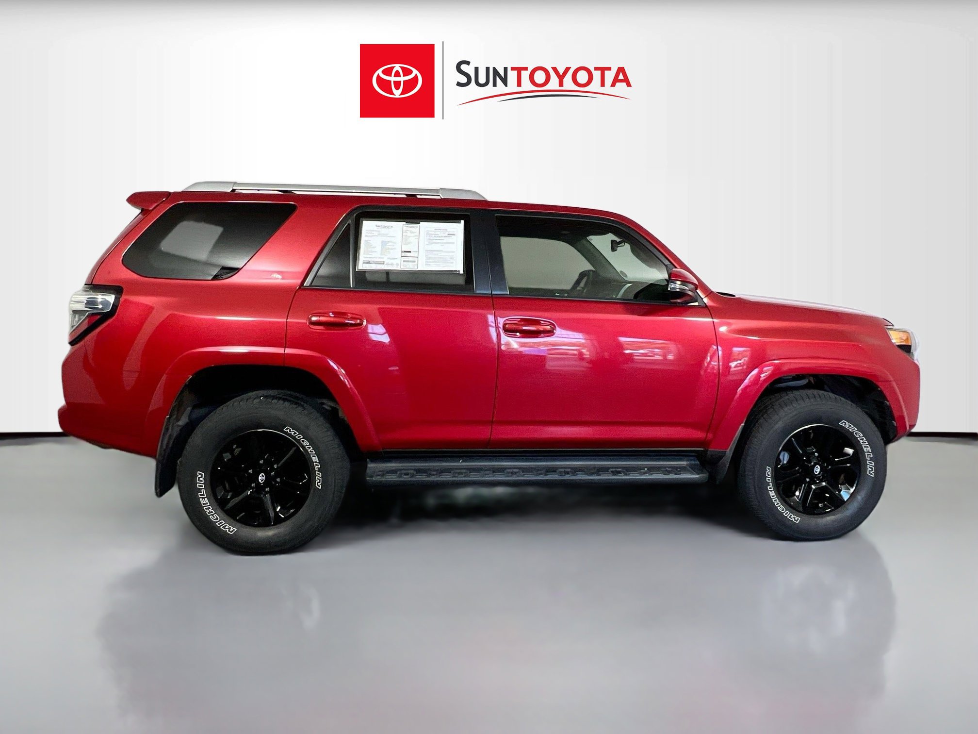 Used 2018 Toyota 4Runner SR5 Premium image 2