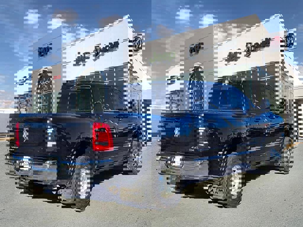 Used 2024 RAM 3500 Limited image 2