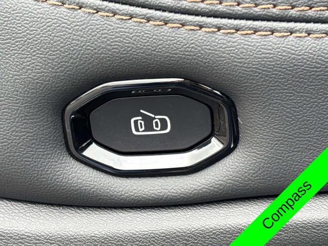 New 2026 Jeep Cherokee Limited AWD/4WD image 15