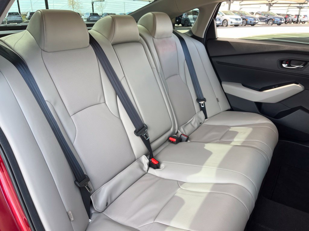 Used 2025 Honda Accord EX-L image 31