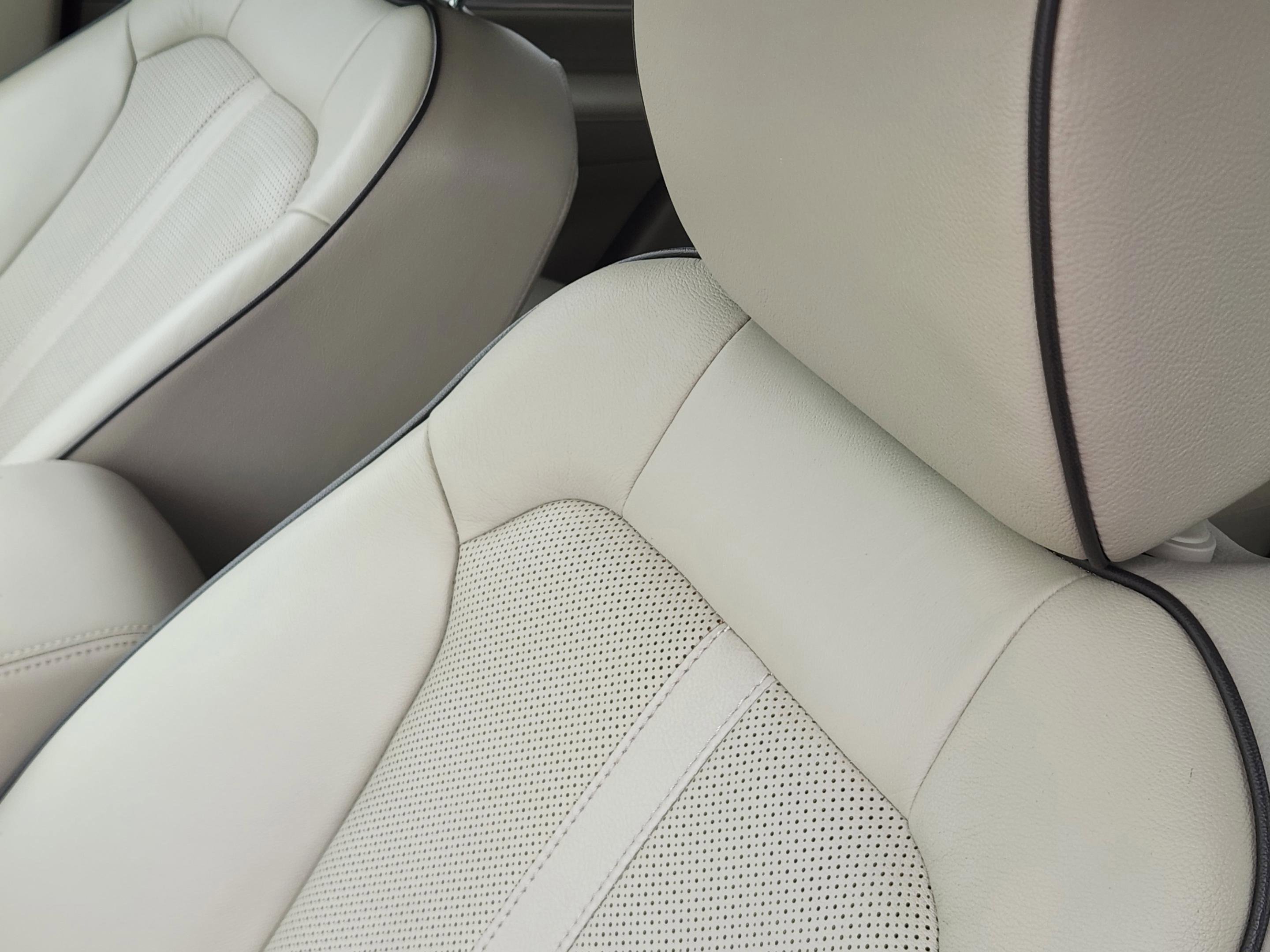 Used 2013 Lincoln MKX AWD image 8