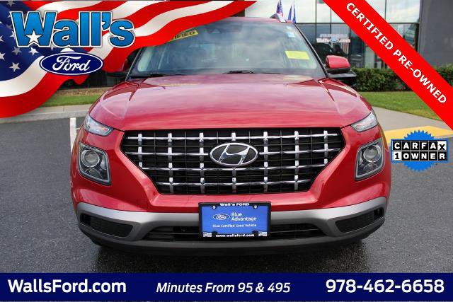 Used 2022 Hyundai Venue SEL image 2