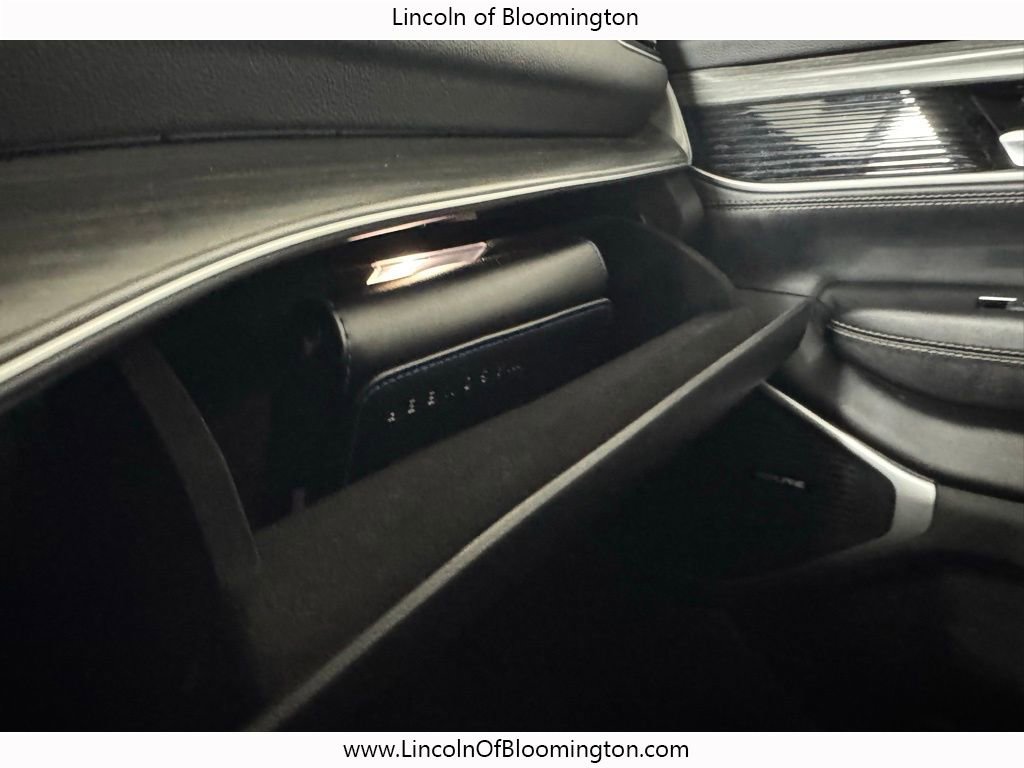 Used 2024 Jeep Wagoneer L Series II w/ Flexible Seating Group image 64