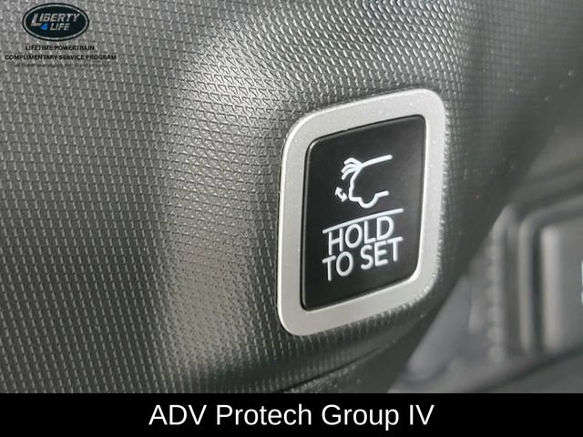 Used 2024 Jeep Grand Cherokee Summit w/ Adv Protech Group IV AWD/4WD image 15