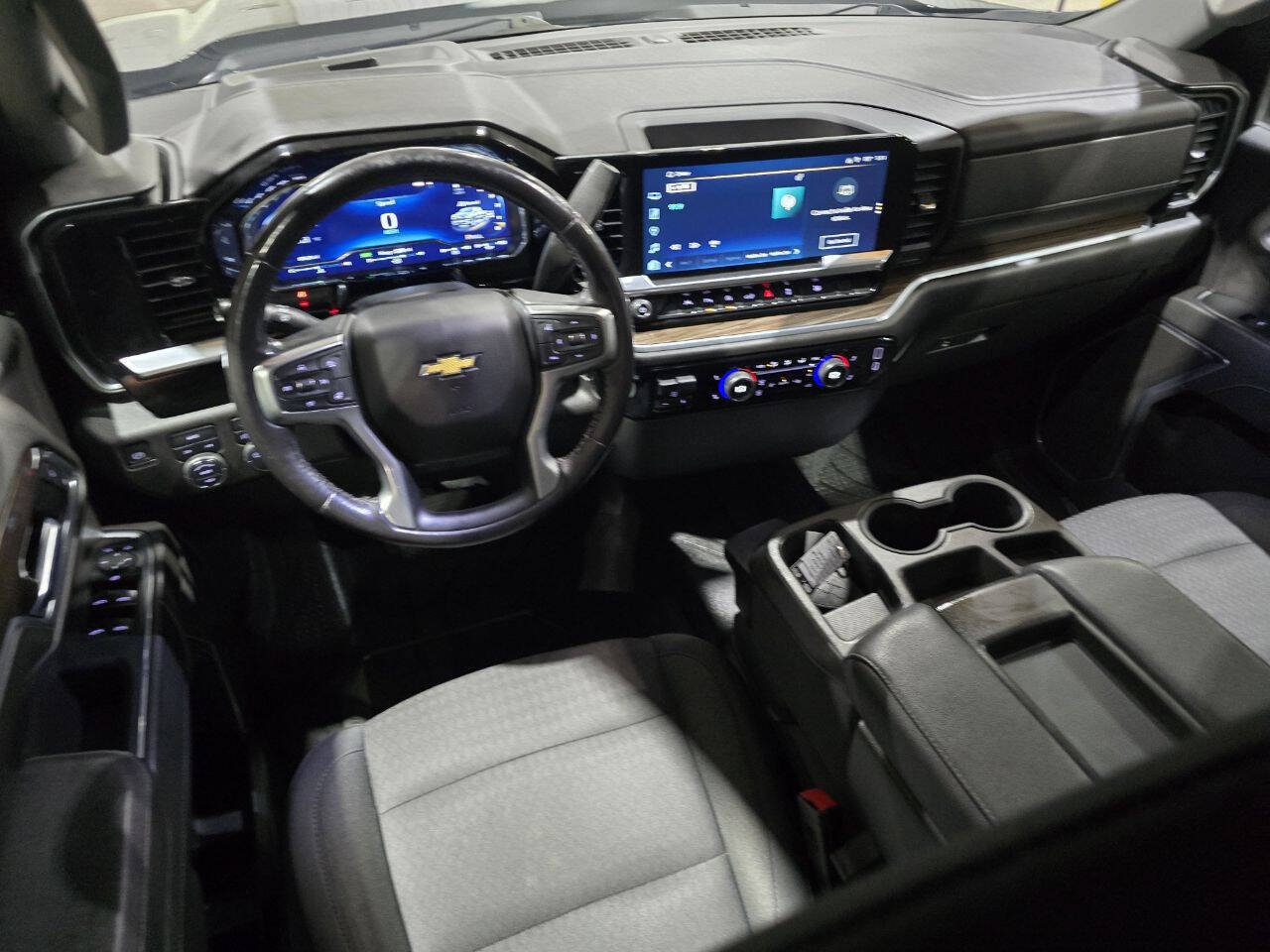 Used 2022 Chevrolet Silverado 1500 LT w/ Max Trailering Package AWD/4WD image 31