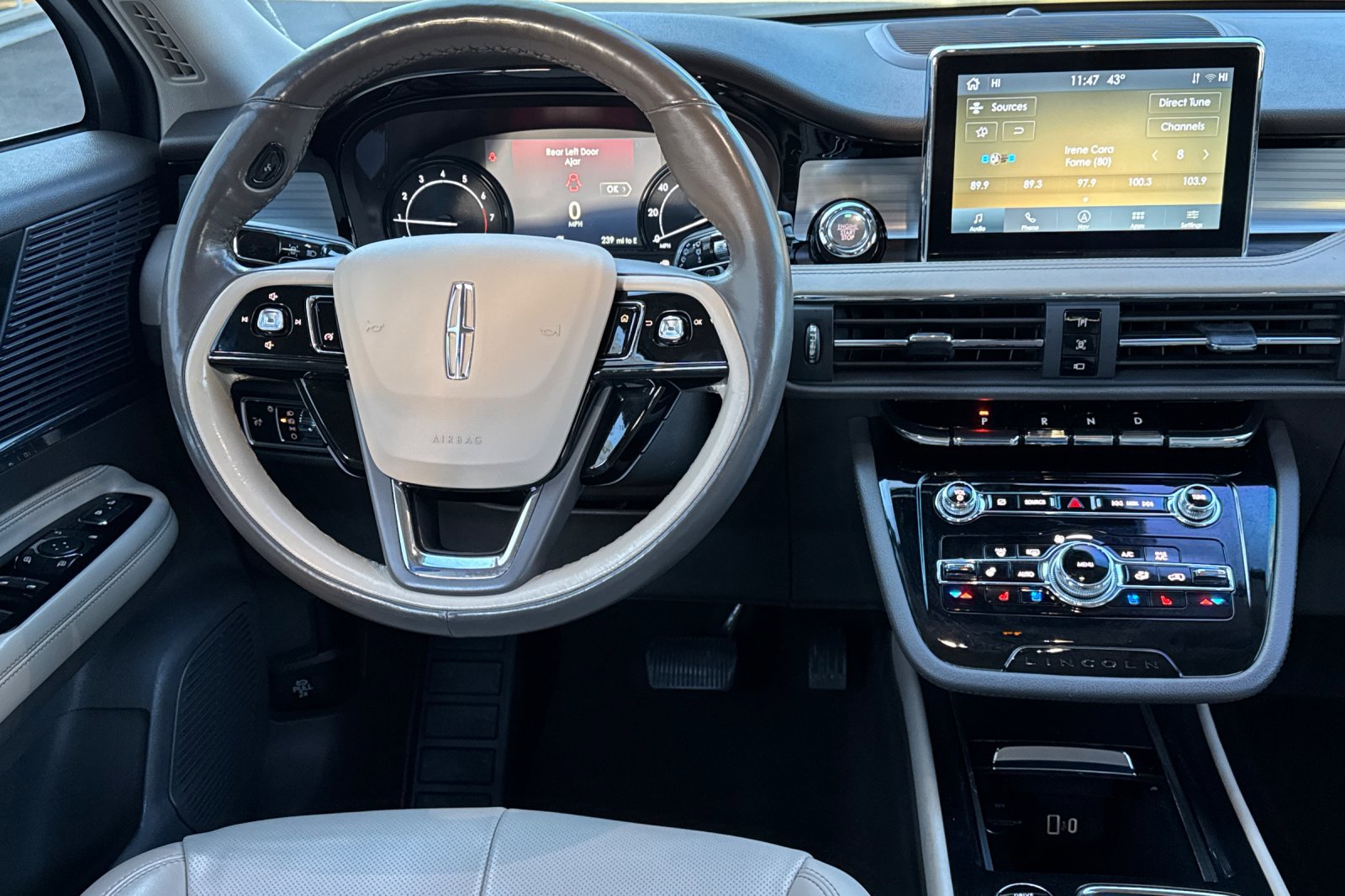Certified 2021 Lincoln Corsair AWD w/ Equipment Group 101A image 14