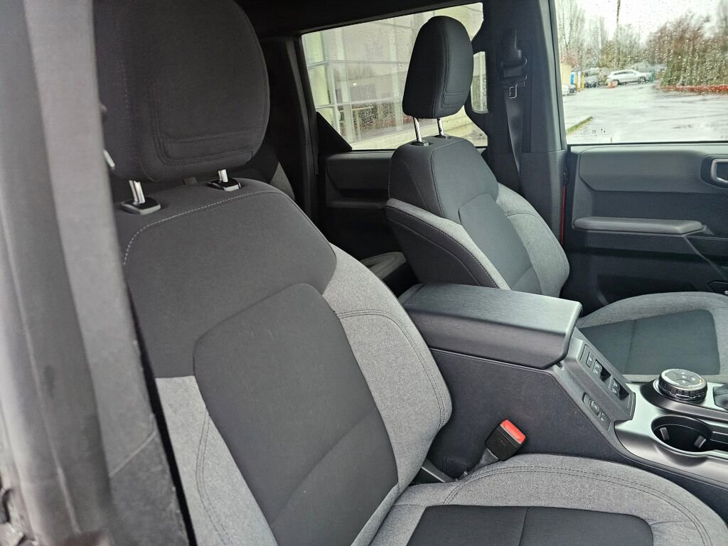 Used 2023 Ford Bronco Big Bend image 13
