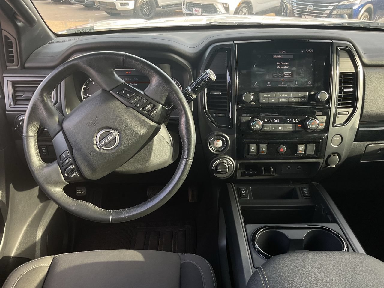 Used 2023 Nissan Titan SV w/ SV Convenience Package AWD/4WD image 14