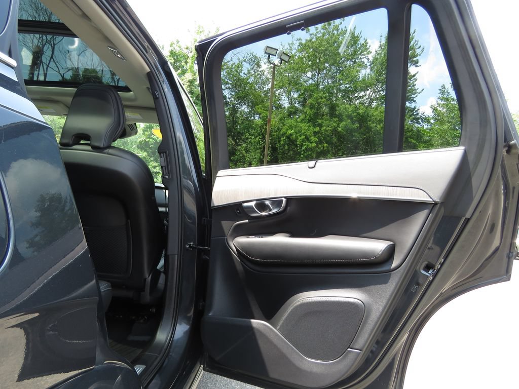 Used 2022 Volvo XC90 T6 Inscription w/ Advanced Package AWD/4WD image 15