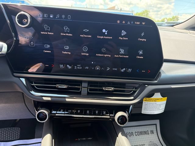 New 2026 Chevrolet Equinox EV RS w/ Active Safety Package 3 AWD/4WD image 18