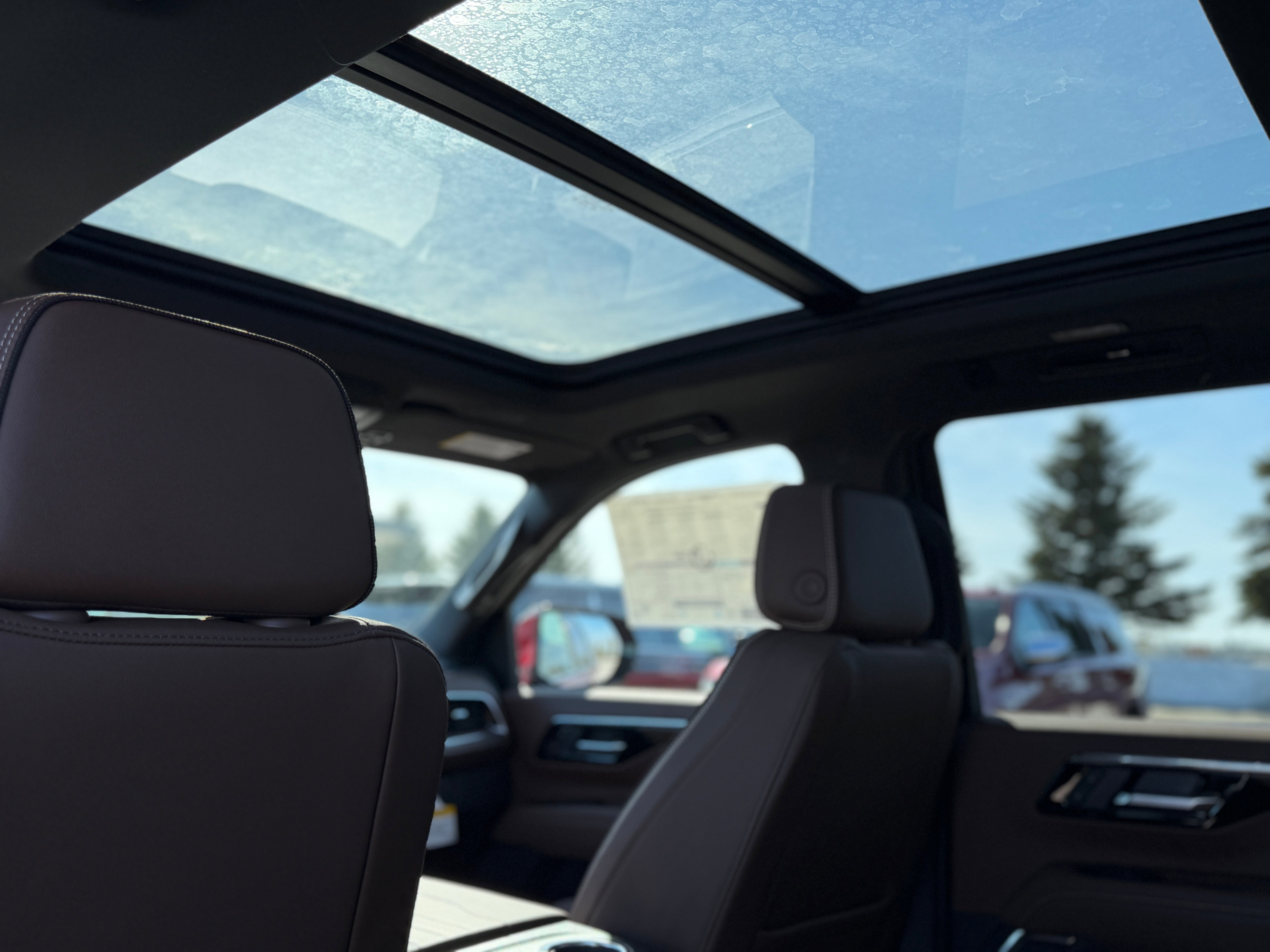 New 2026 Chevrolet Suburban High Country image 10