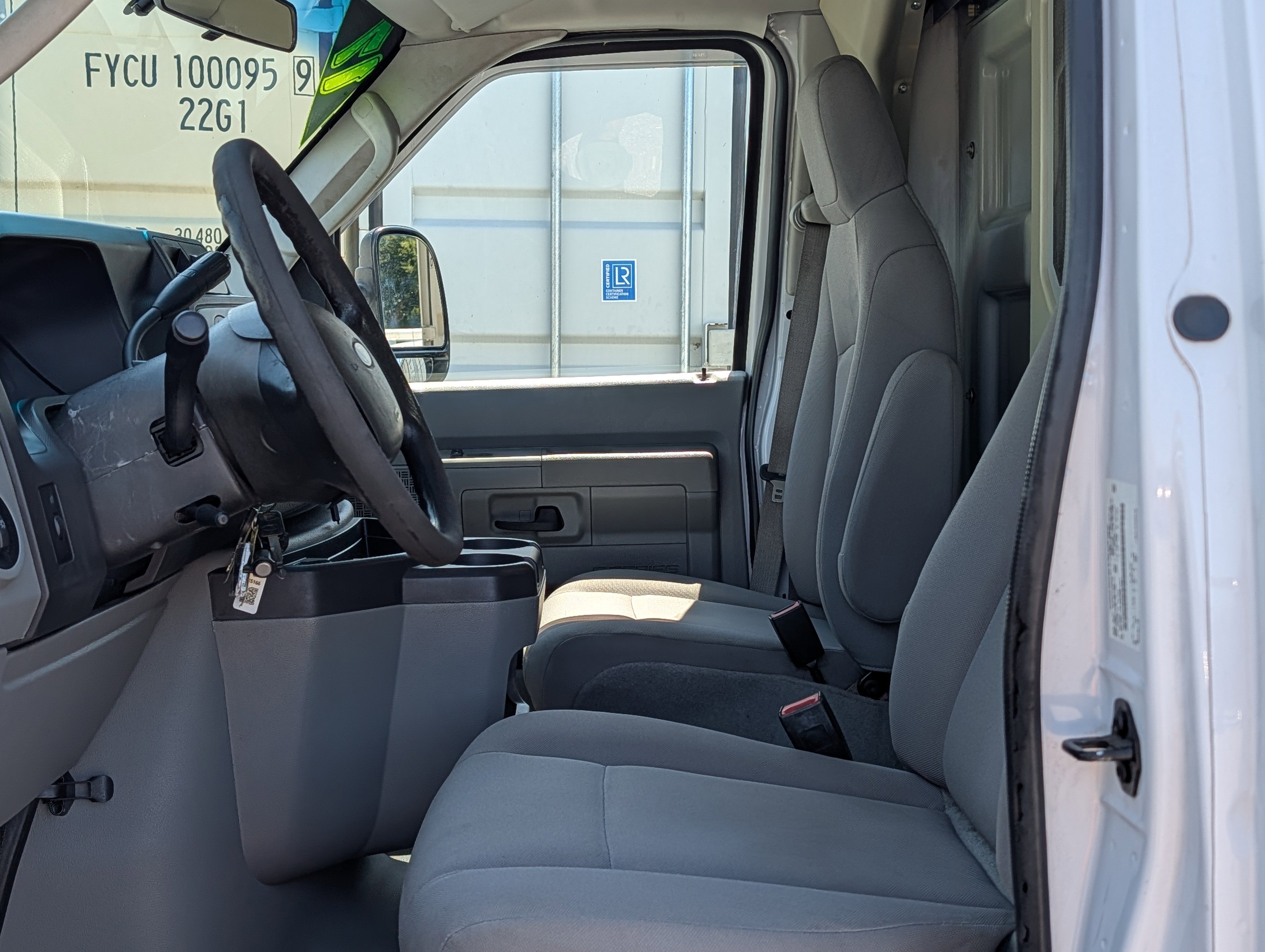 Used 2017 Ford E-350 and Econoline 350 Super Duty w/ Power Windows & Locks Group RWD image 16