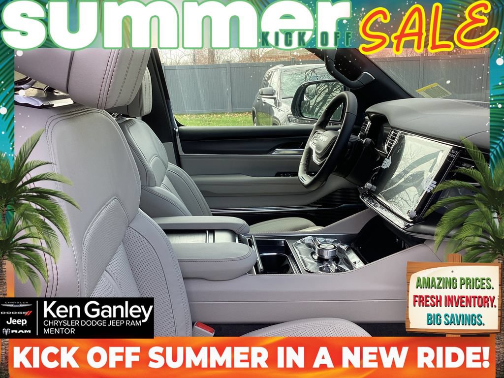 New 2026 Jeep Grand Wagoneer Summit AWD/4WD image 21