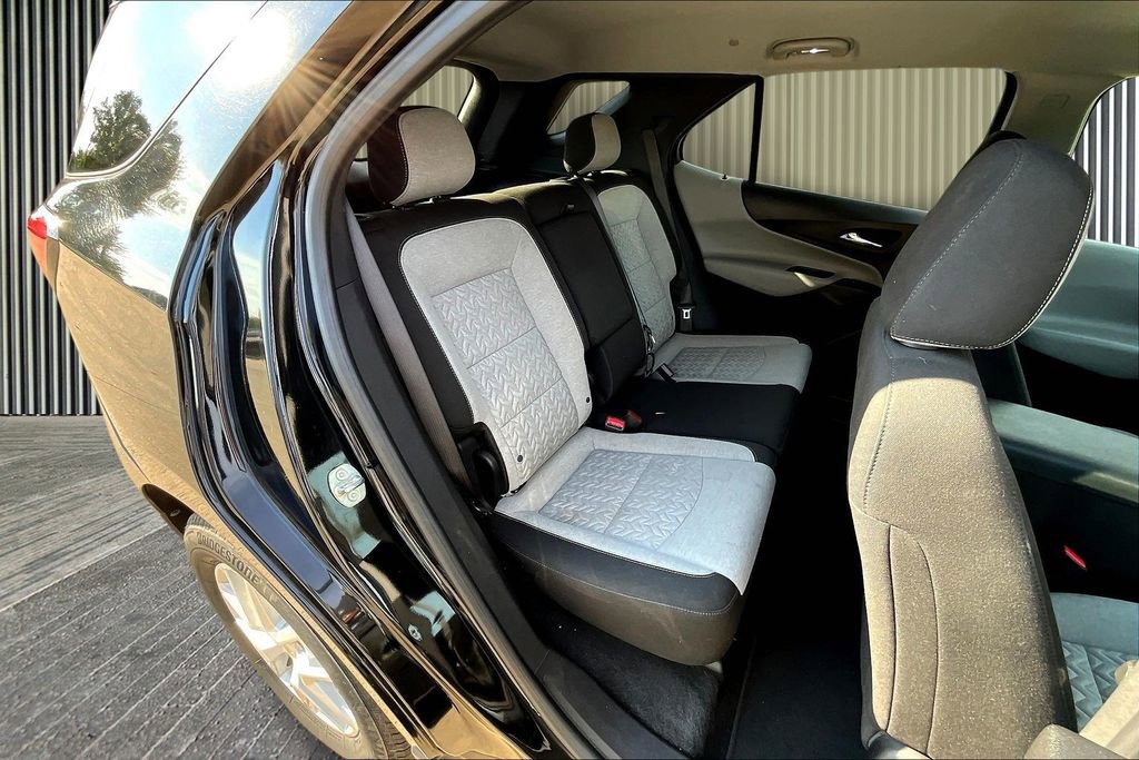 Used 2023 Chevrolet Equinox LT image 27