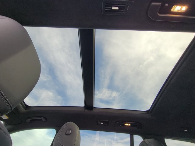 Used 2024 Mercedes-Benz GLS 63 AMG 4MATIC image 15