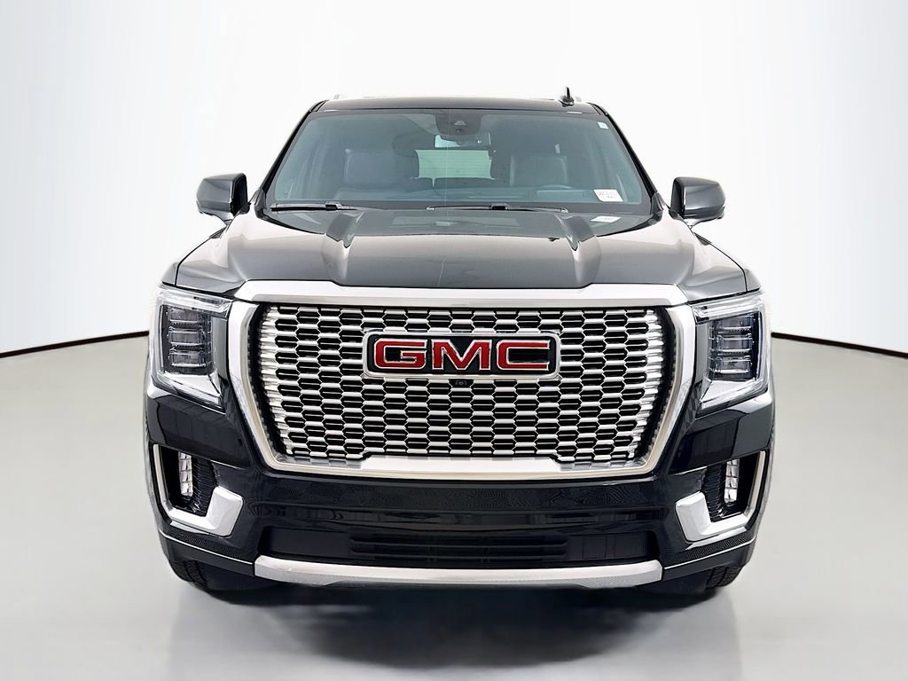 Used 2023 GMC Yukon Denali image 2