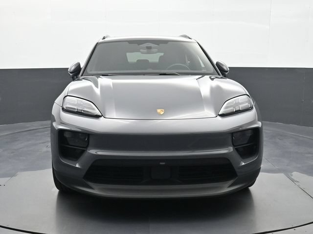 Used 2025 Porsche Macan Electric RWD image 26