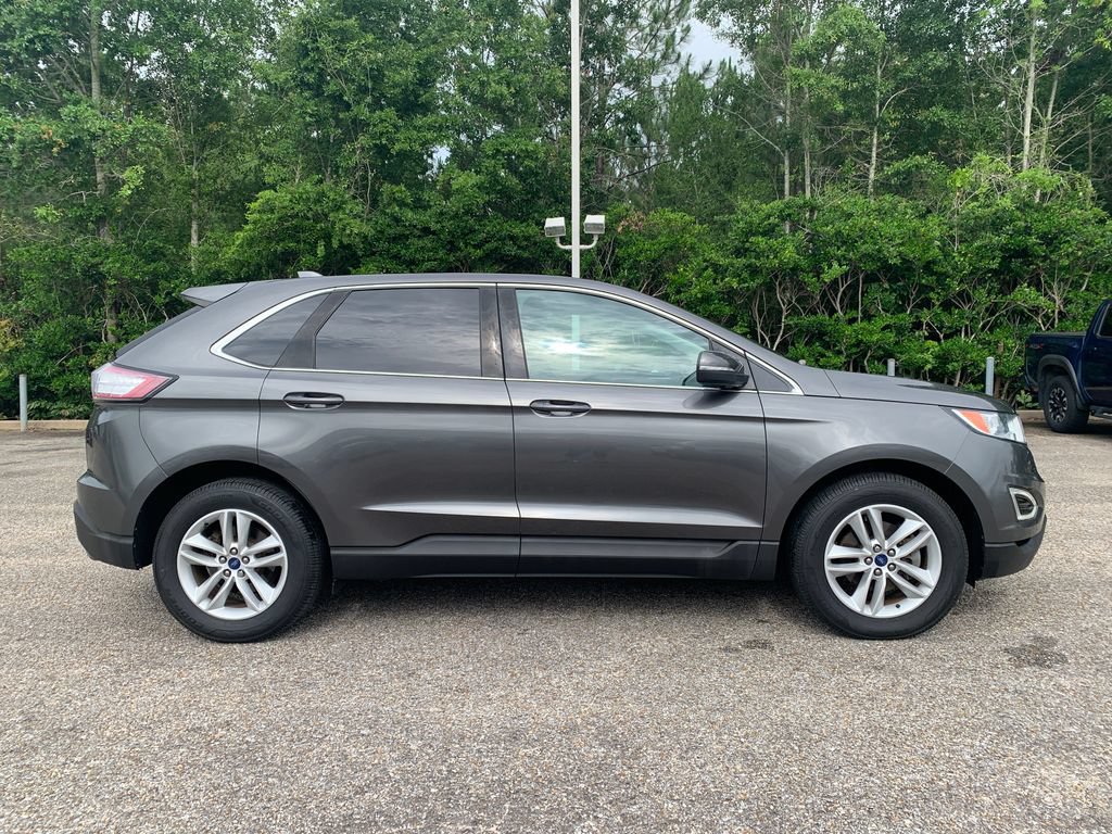 Used 2018 Ford Edge SEL FWD image 2