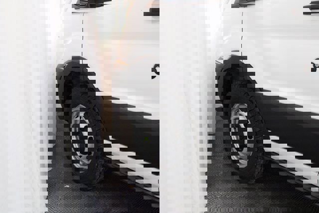 New 2026 Ford Transit 250 148 Medium Roof w/ Load Area Protection Package image 22