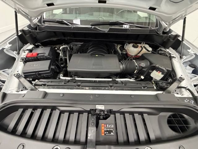 Certified 2025 Chevrolet Silverado 1500 W/T w/ WT Value Package AWD/4WD image 28