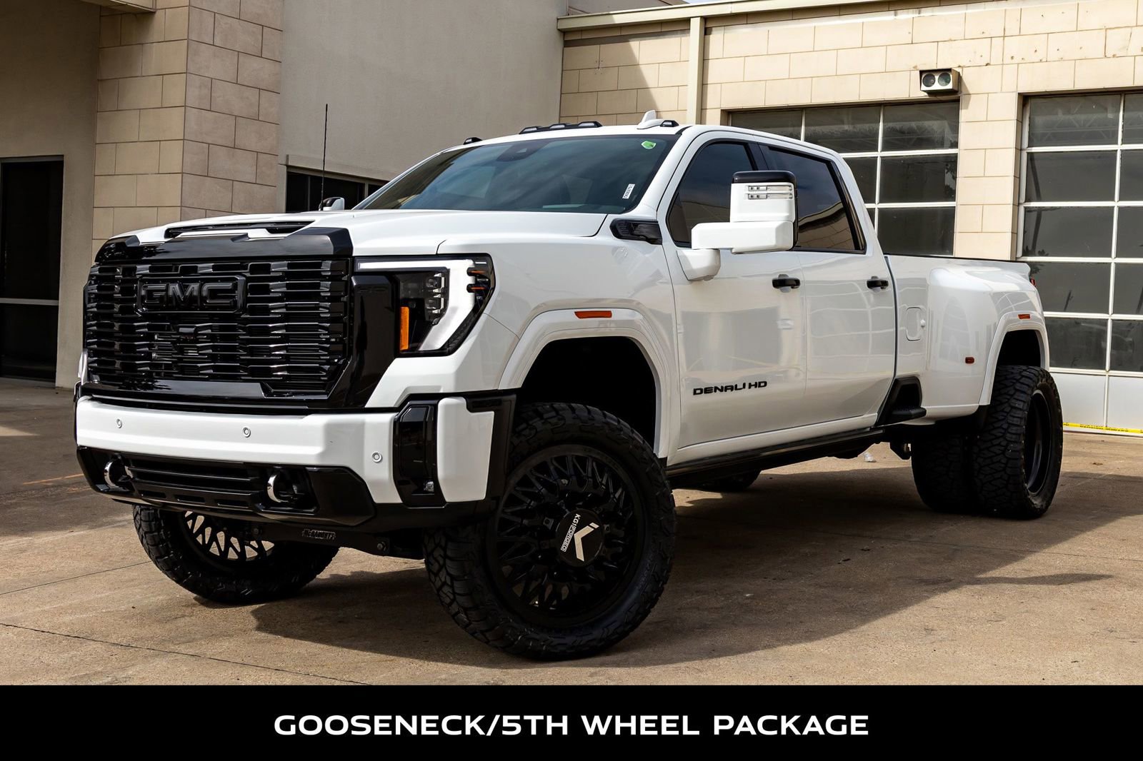 Used 2026 GMC Sierra 3500 Denali Ultimate image 5