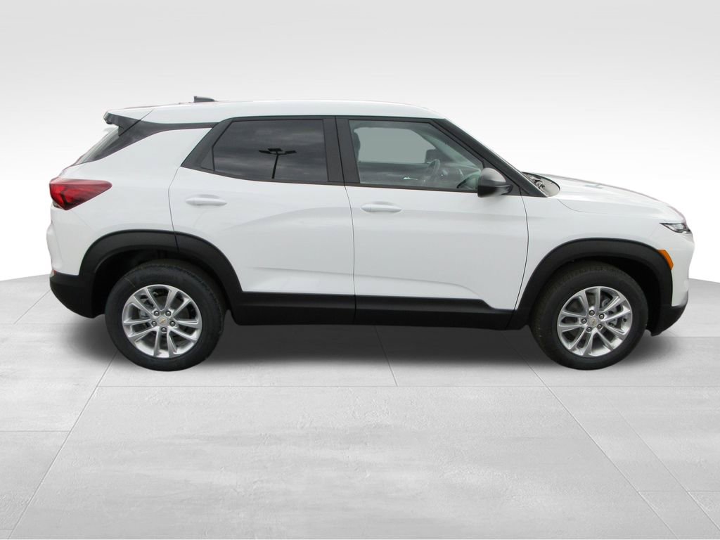 New 2026 Chevrolet TrailBlazer LS w/ LS Convenience Package FWD image 11