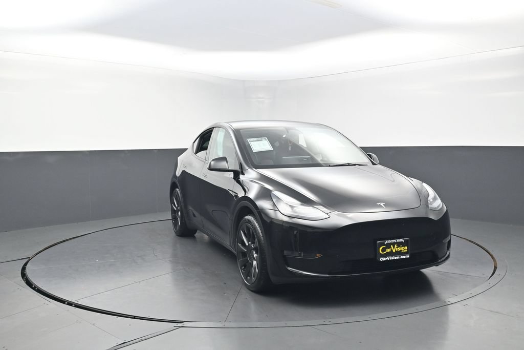 Used 2023 Tesla Model Y Long Range AWD/4WD image 3