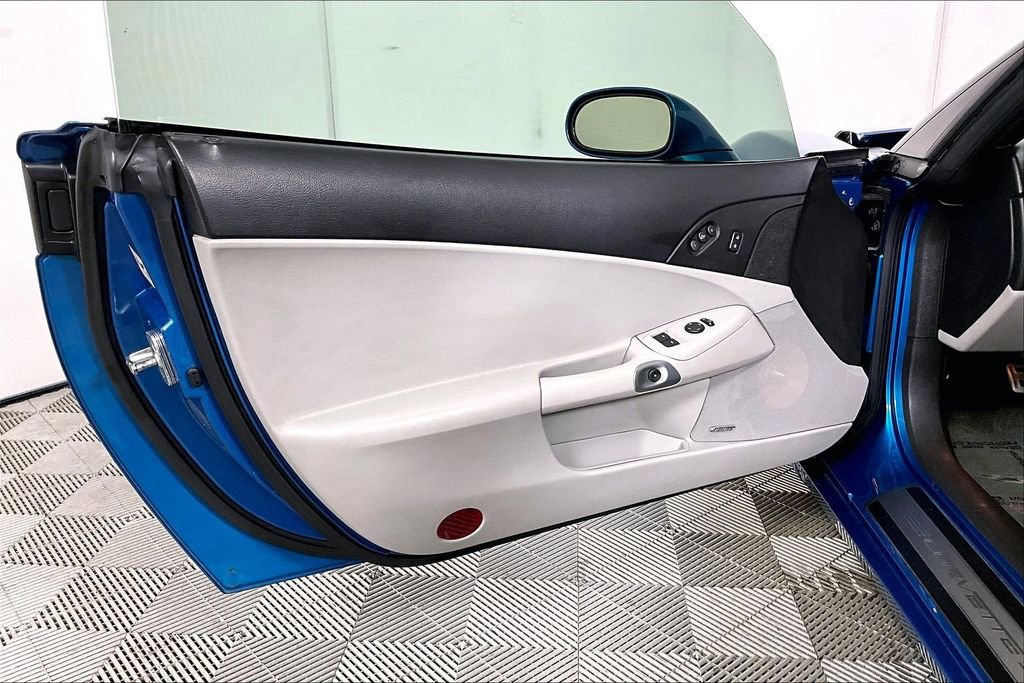 Used 2010 Chevrolet Corvette Grand Sport w/ Preferred Equipment Group image 21