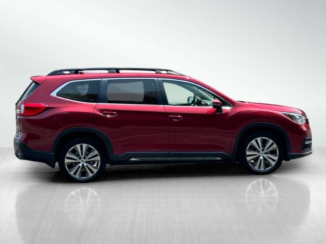 Used 2022 Subaru Ascent Limited w/ Technology Package AWD/4WD image 3