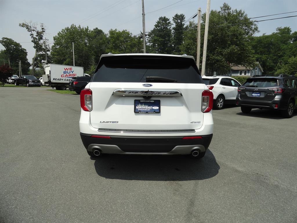 Used 2022 Ford Explorer Limited w/ Equipment Group 301A image 6