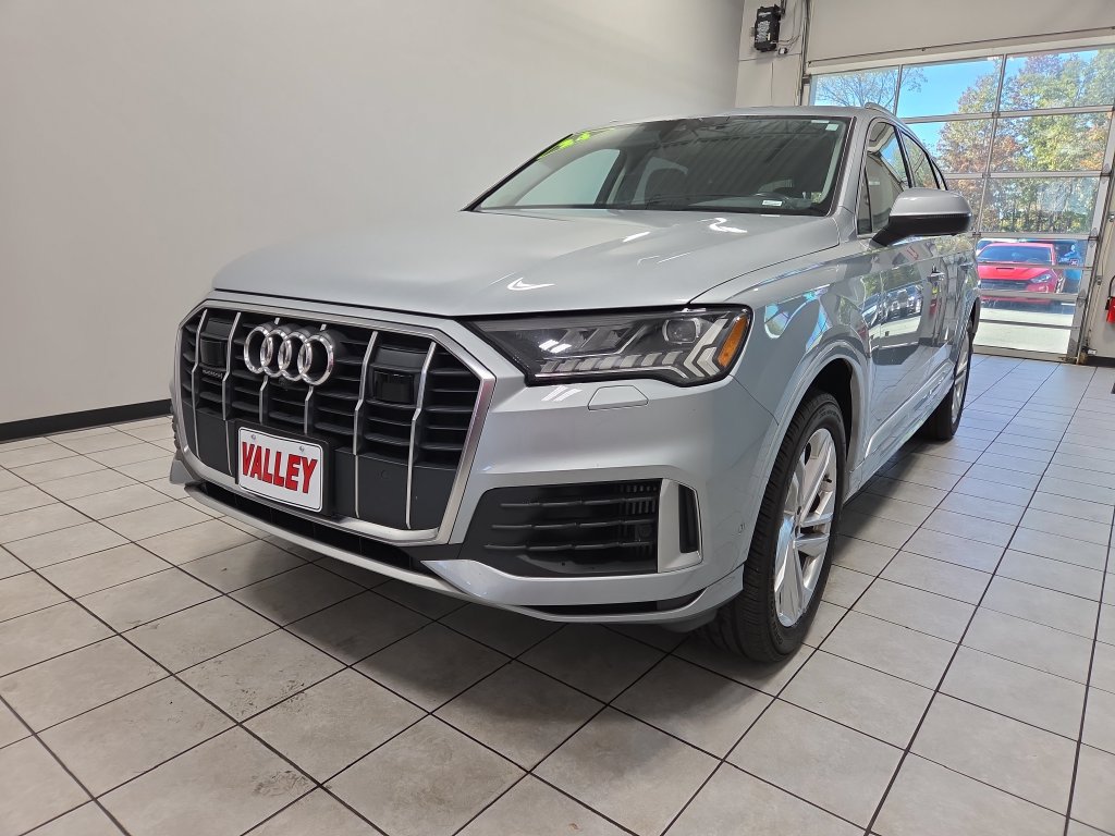 Used 2024 Audi Q7 3.0T Premium Plus AWD/4WD image 8