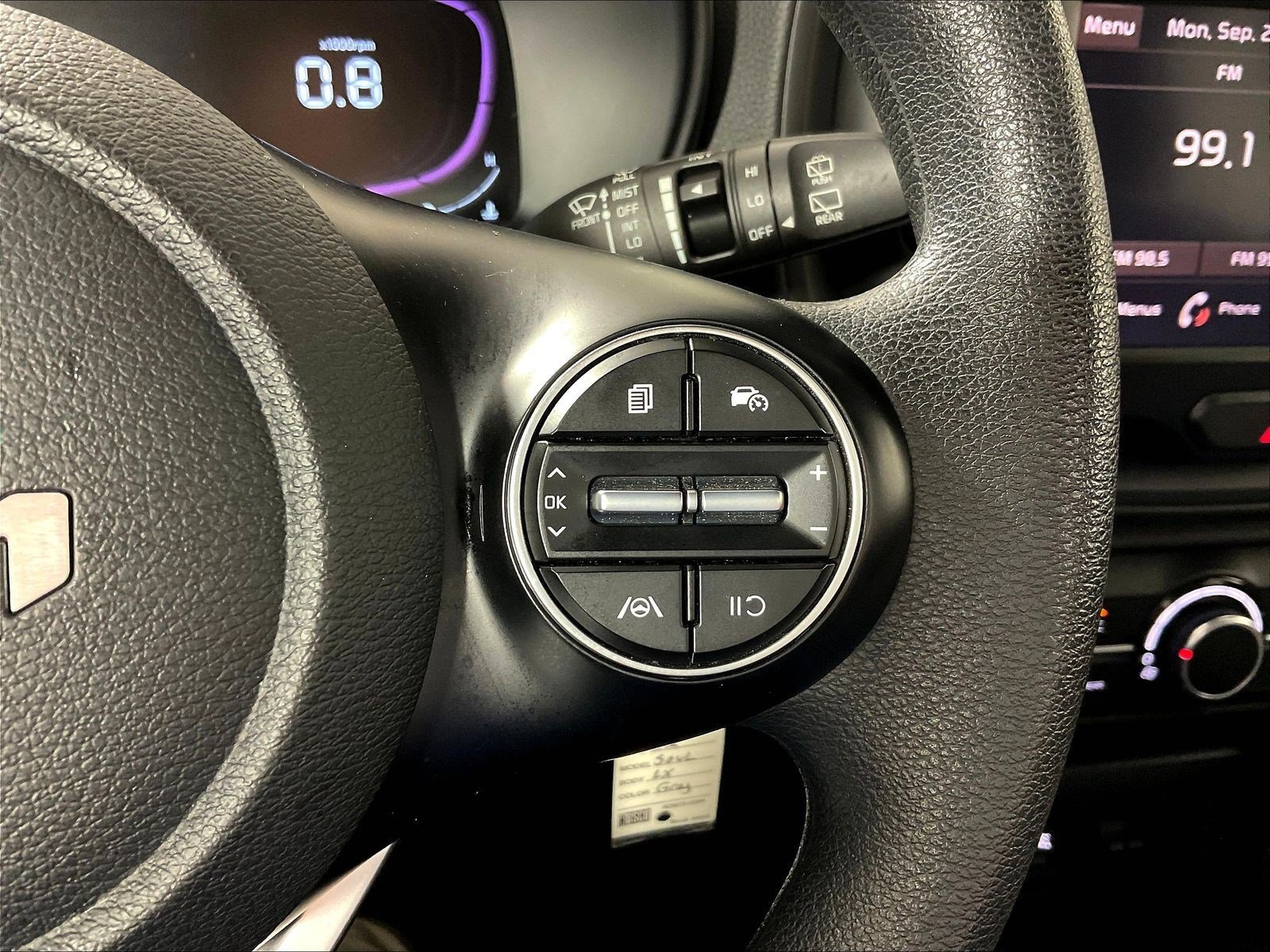 Used 2024 Kia Soul LX FWD image 11