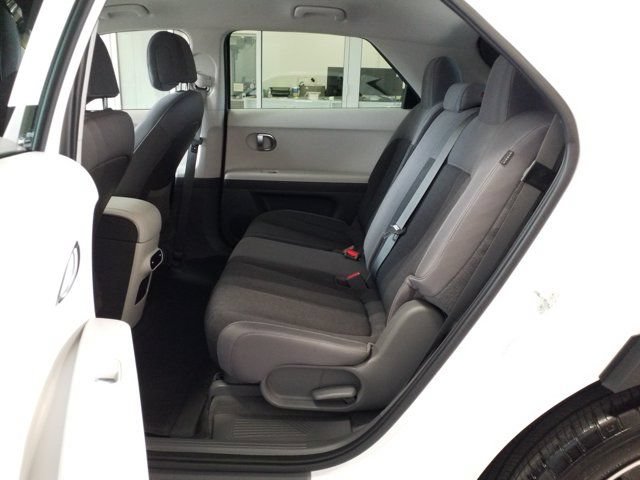 Certified 2024 Hyundai Ioniq 5 SE RWD image 13
