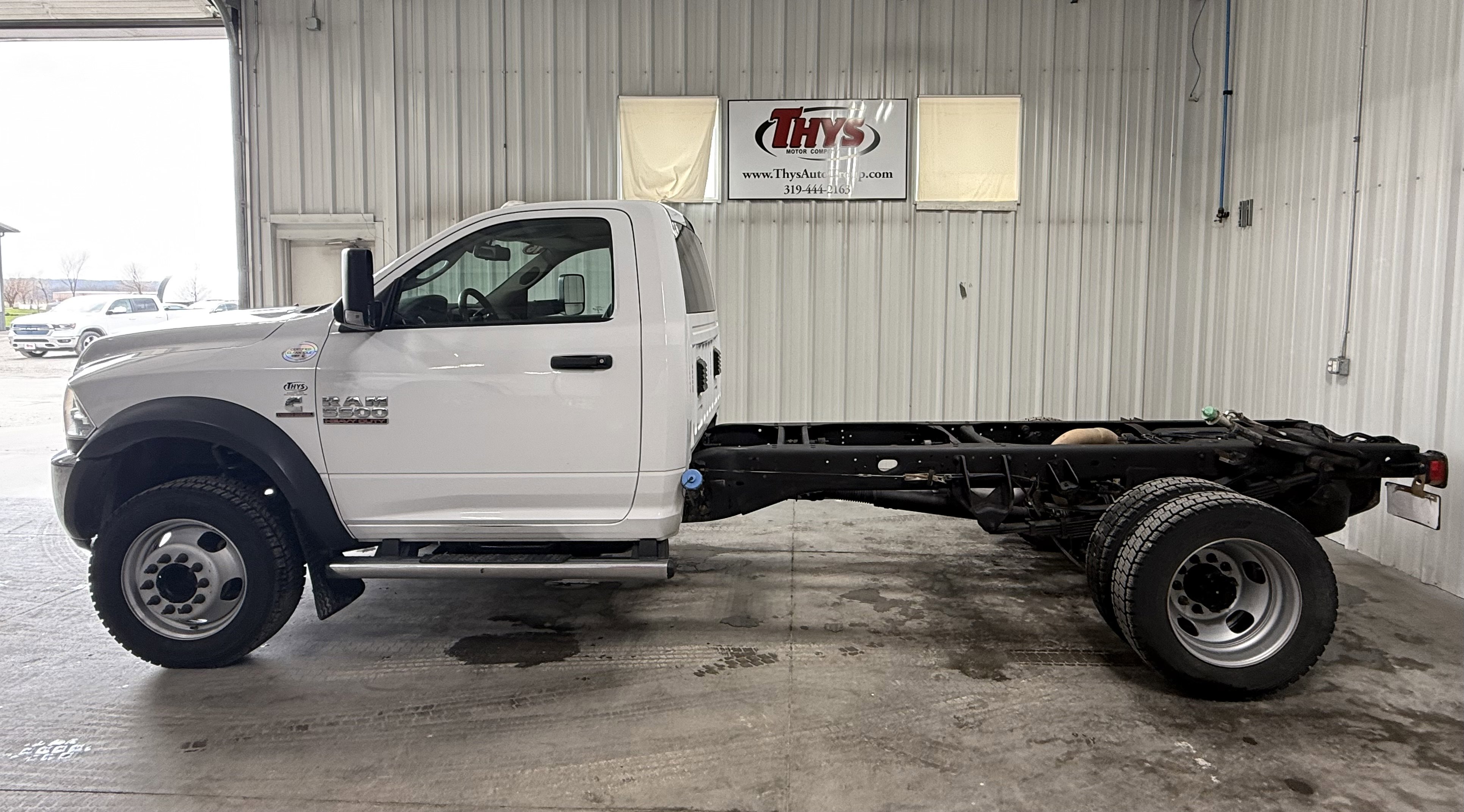 Used 2016 RAM 5500 Tradesman w/ Power Accessory Group image 9