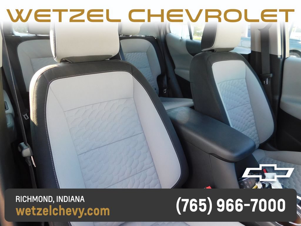 Used 2020 Chevrolet Equinox LS AWD/4WD image 18