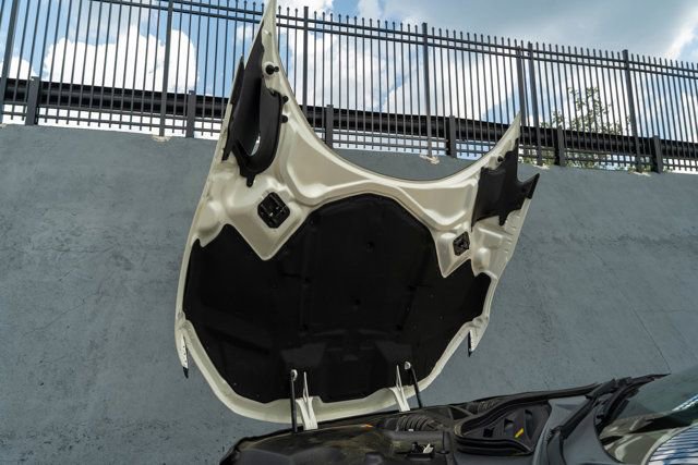 Used 2023 Ferrari Purosangue image 12