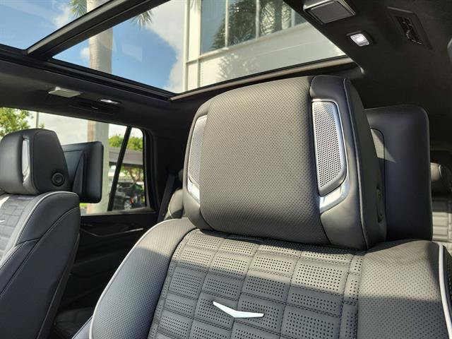 Used 2024 Cadillac Escalade V w/ LPO, ONYX Package AWD/4WD image 51