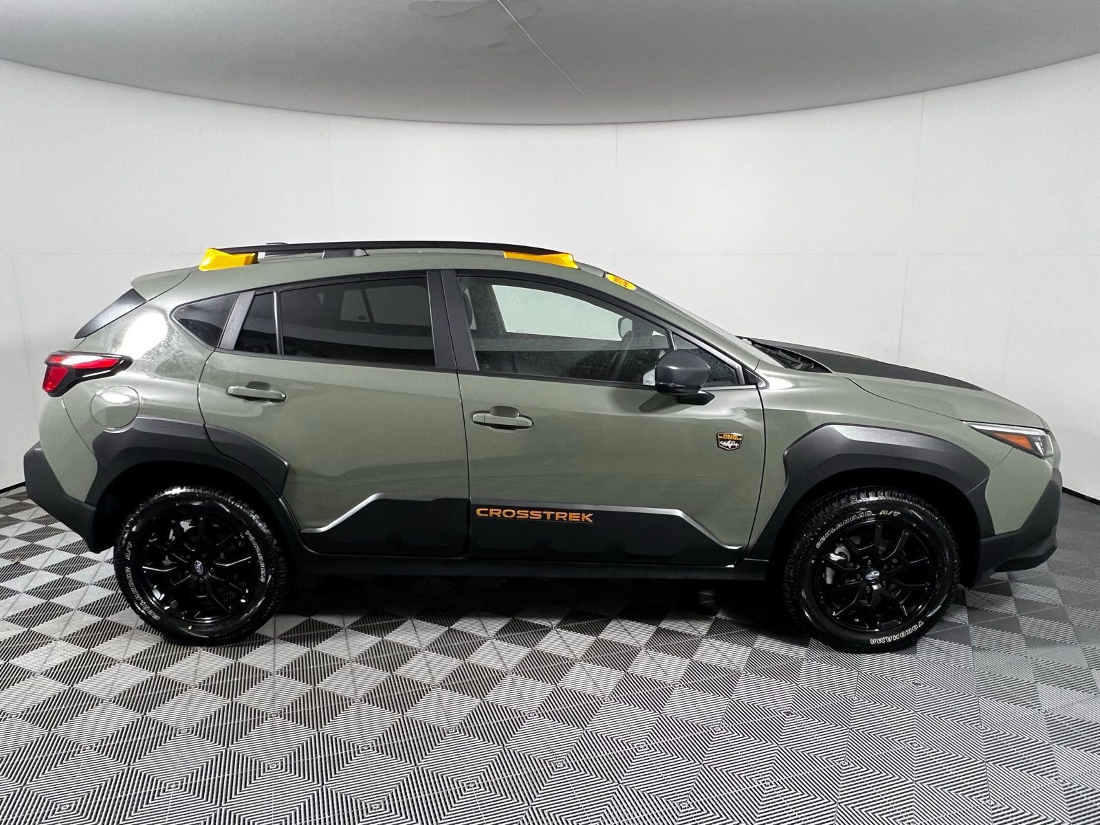 Used 2025 Subaru Crosstrek 2.5i Wilderness w/ Crosstrek Mirror Package image 4