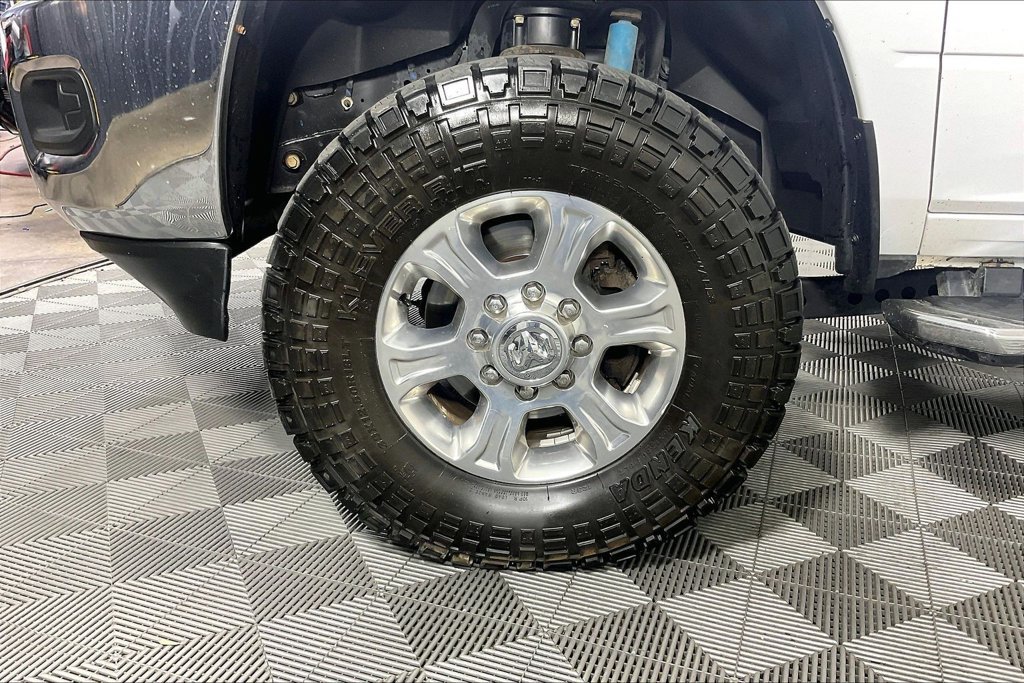 Used 2021 RAM 2500 Big Horn w/ Level 1 Equipment Group AWD/4WD image 10