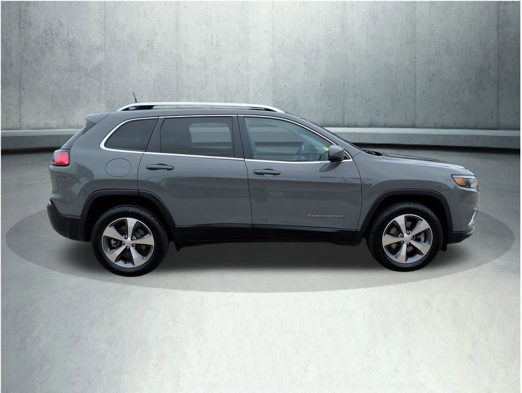 Used 2021 Jeep Cherokee Limited w/ Trailer Tow Group AWD/4WD image 7